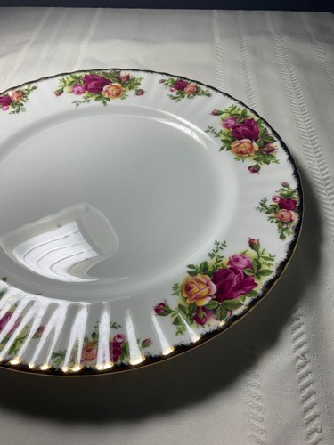 1x Royal Albert Old Country Roses 10 1/4” Dinner Plate Bone China England - Picture 3 of 7