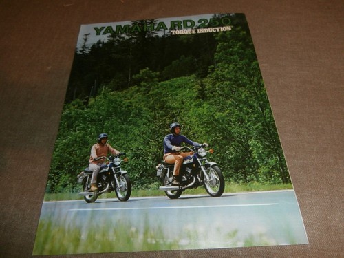 Original 1973 Yamaha RD250 Torque Induction RD 250 Motorcycle Sales Brochure - Afbeelding 1 van 4