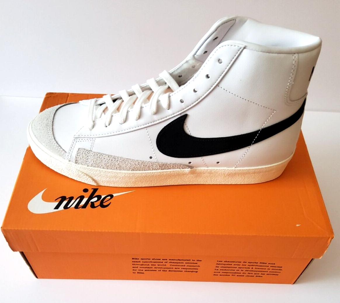 Nike Blazer Mid 77 Vintage White Black Size 12 Men display picture 2