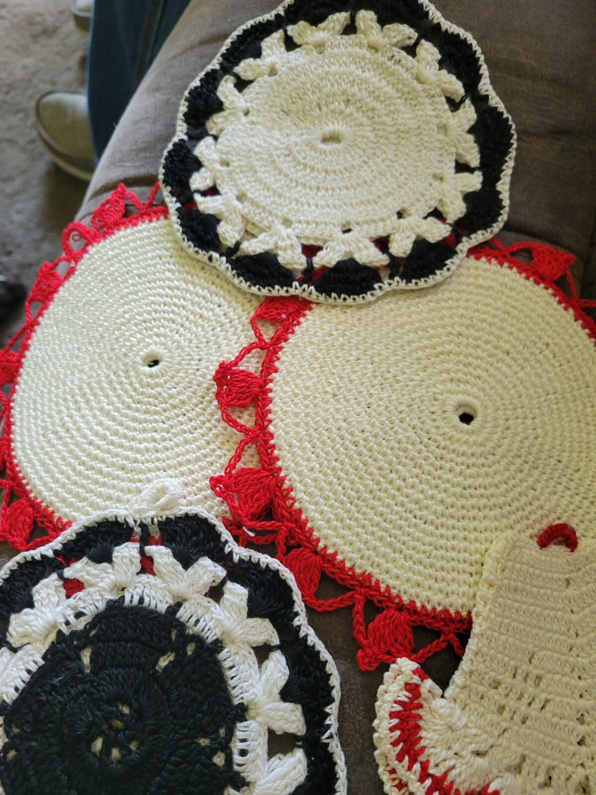 Picture 2 of 4