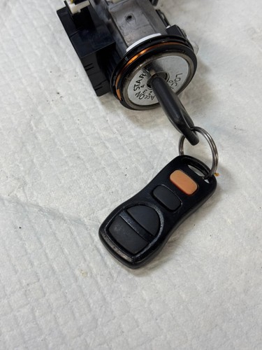2004 NISSAN MAXIMA IGNITION SWITCH WITH KEY 28590 C9968 OEM (39) - Foto 4 di 10