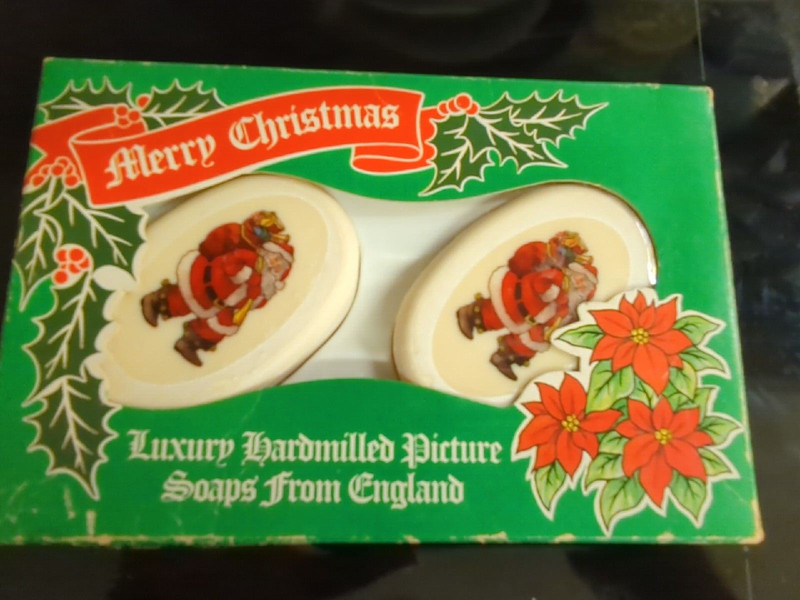 Luxury Hand Milled Picture Soaps England Merry Christmas Santa Claus