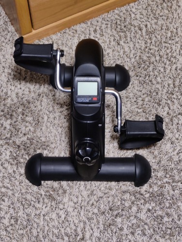 FEIERDUN Mini Exercise Bike, Under Desk Bike Pedal Exerciser Portable Foot Cycle - Picture 3 of 4