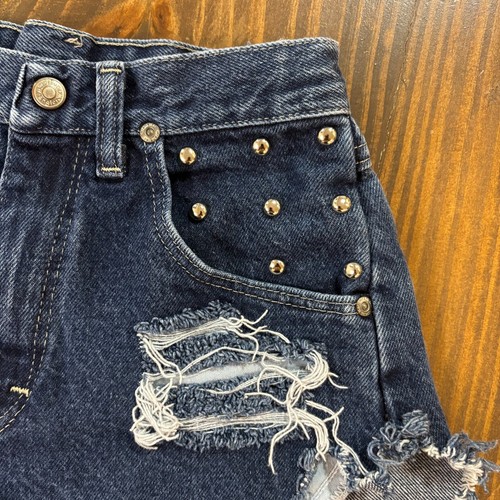 Wrangler Damen XXS Distressed Denim Shorts Nieten ausgefranster Saum 11,25 Zoll Taille - Bild 5 von 6