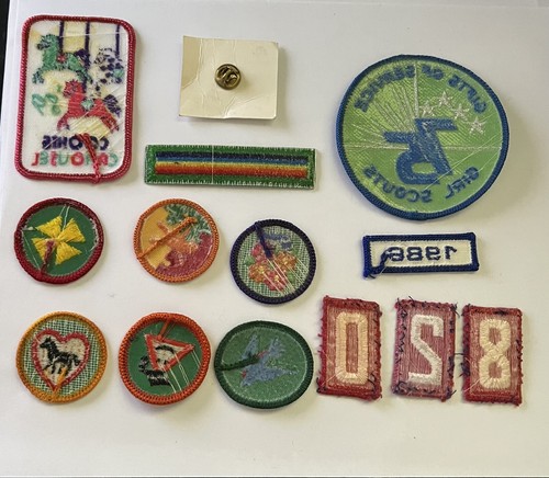 Vintage 1980’s Girl Scout Patches Badges Pin Cookie Carousel Bridge Cadette Lot - Bild 3 von 3