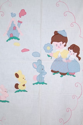 VTG Cotton Crib Baby Toddler Child Top Sheet Applique Hand Embroidered 47" x 72" - Picture 3 of 5