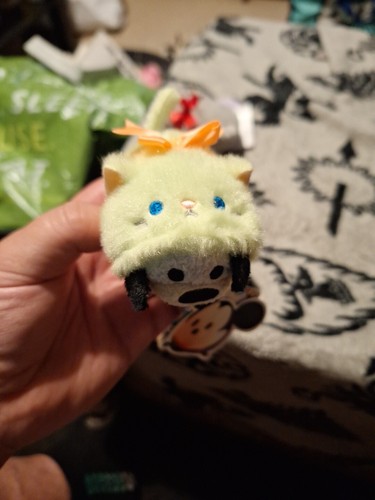 Disney Tsum Tsum Goofy Cats 3.5” Mini Plush Yellow Cat Kitty Japan 2016 - Picture 4 of 4