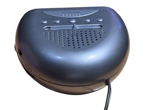 Coby CR-A52 AM FM Alarm Clock Radio Gray - Picture 5 of 11