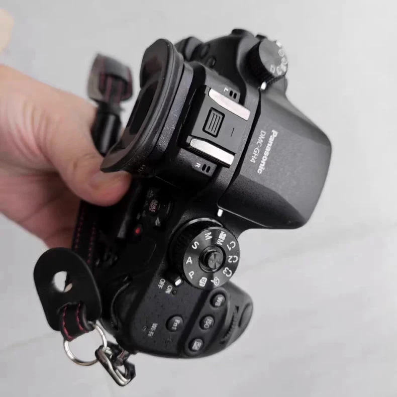 Panasonic LUMIX DMC-GH4 Mirrorless Camera (Body Only) - 16.0MP 4K Video - Image 2 of 4