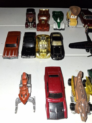 Hot Wheels Matchbox lotto di 29 auto pressofuse camion furgone autobus 4 ruote aereo seconda guerra mondiale - Foto 2 di 18