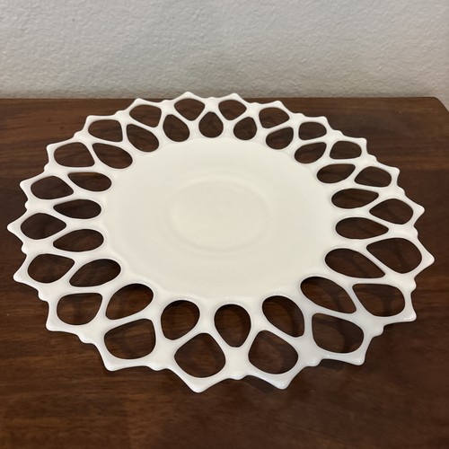 ANTIQUE WESTMORELAND LATTICE LACE CUT MILK GLASS 14" Platter - Picture 2 of 4