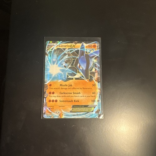 Lucario EX 54/111 XY Furious Fists Ultra Rare Half Art Pokémon Card