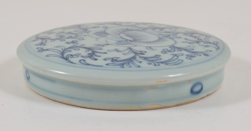 Antique Chinese Blue White Porcelain Pot Lid Scrolling Flowers Qing 5 1/2 Inch - Picture 8 of 18