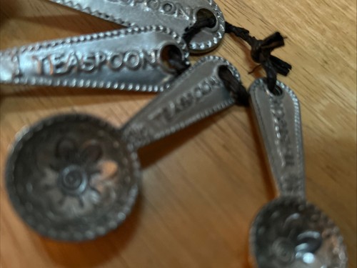 Ganz Vtg Folk Art Decor Sunflowers Measuring Spoons 4-Piece Bohemian Set *No Box - Picture 4 of 5