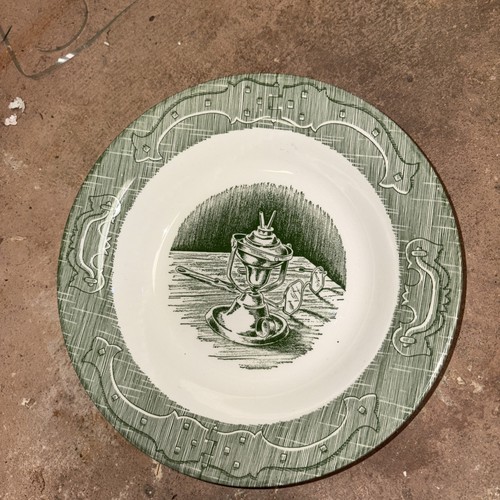 2 Vintage Royal China The Old Curiosity Shop Green Rimmed Soup Bowls 8 3/8" - Picture 4 of 10