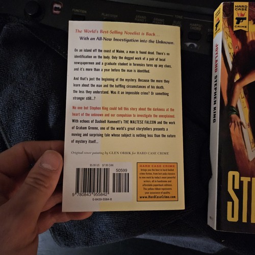 Stephen King Joyland &The Colorado Kid (Hard Case Crime Paperback Lot) - Picture 6 of 7