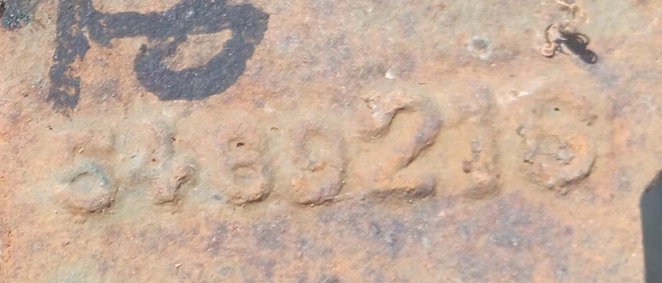 Pinza de freno delantera derecha de un Oldsmobile Toronado 1970 N.º de parte: 6489215 Foto 3 de 4