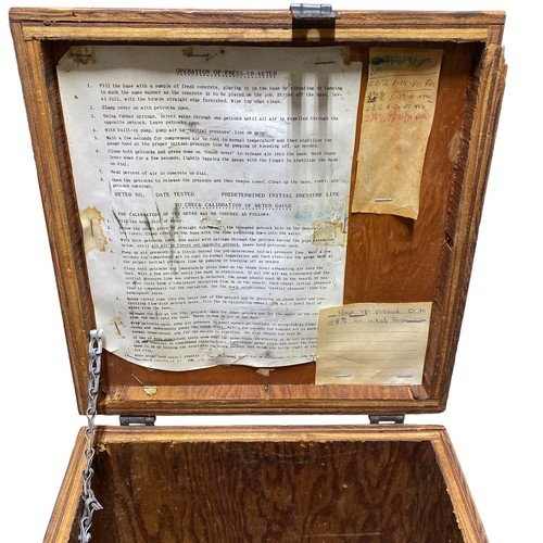 Charles Watts Concrete Press-UR-Meter Measure Entrained Air Meter With Wood Case - Picture 5 of 21