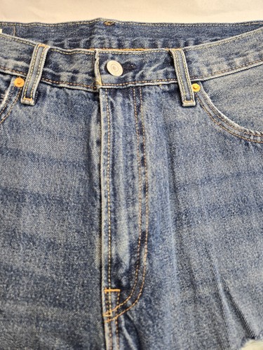 Levi's Premium 551 Z Retro BIG E Distressed Blue Jeans Tag 33x30 Medium Wash - Picture 8 of 18