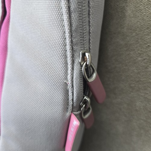 Belkin 15” Laptop Bag Messenger Style Gray/ Pink Cross Body Or Shoulder Bag - Picture 9 of 24