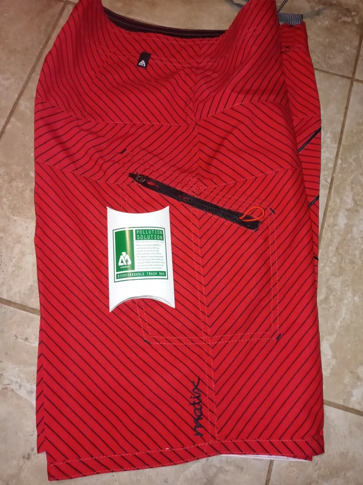Matix Gabe Kling Signature Series Red/Black Surf Board Shorts Sz 28 + BioBag NWT - Image 3 of 4