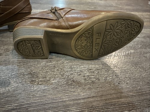 LifeStride Women's Adley  Booties 8W - Picture 3 of 5