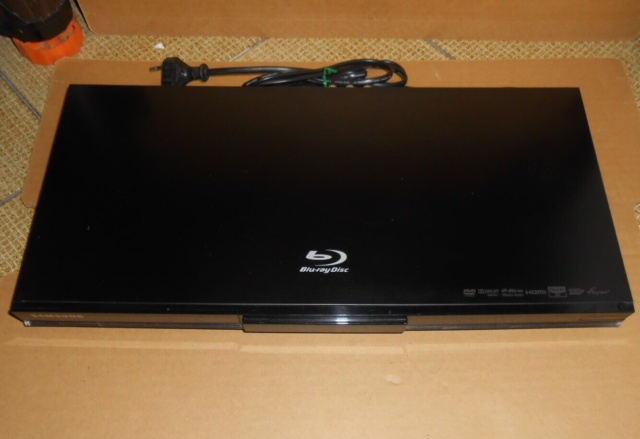 Lettore Bluray SAMSUNG modello BD-C5300 - no telecomando Lettore Bluray SAMSUNG modello BD-C5300 - no telecomando