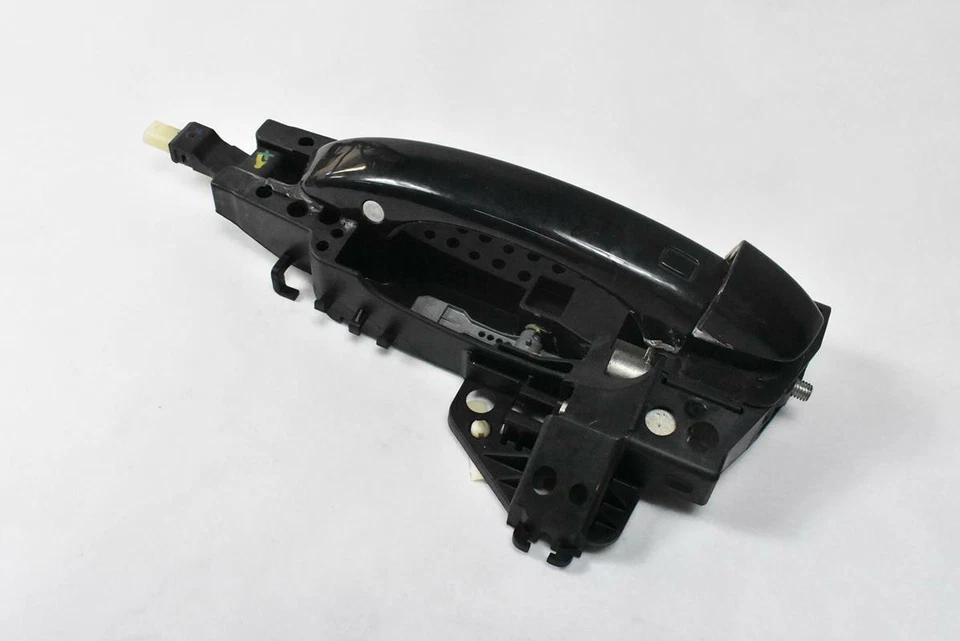 AUDI A8 D4 QUATTRO 2011-2014 MANIJA PUERTA TRASERA IZQUIERDA LADO CONDUCTOR CON SOPORTE OEM Foto 2 de 4