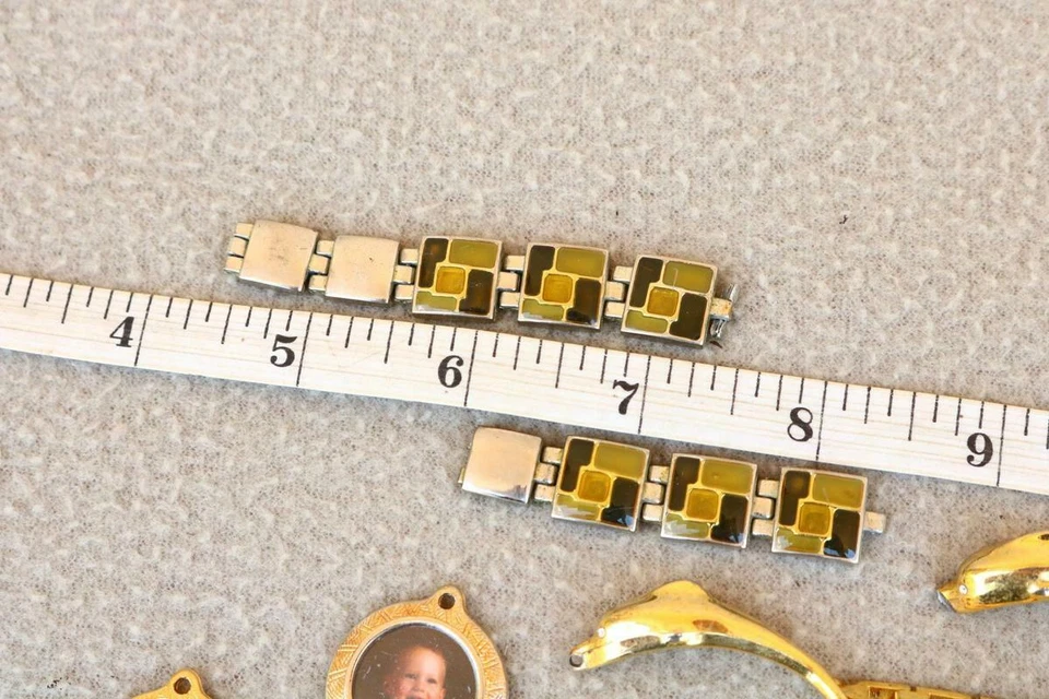 Beads charms MIXED LOT Vintage estate Drawer junk Metal Green Pink Picture ZZ - Image 2 of 4