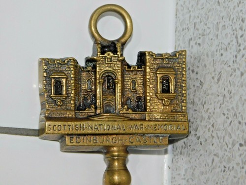 BRASS FIRE POKER "SCOTTISH NATIONAL WAR MEMORIAL EDINBURGH CASTLE" FINIAL - Picture 3 of 3