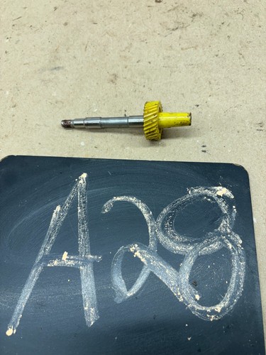 1981 86 1987 DODGE D100 D150 D350 A727 AUTOMATIC TRANSMISSION SPEEDOMETER GEAR