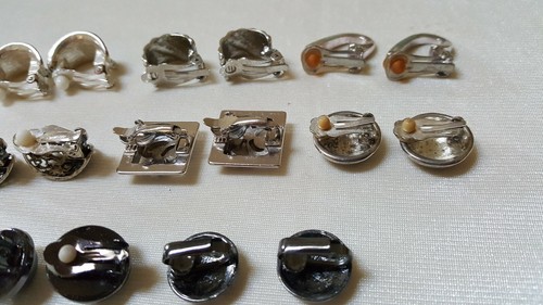 8 Pr Vintage Silvertone Clip Earrings - 4 Hoop, 3 Button, 1 Square - Picture 12 of 12