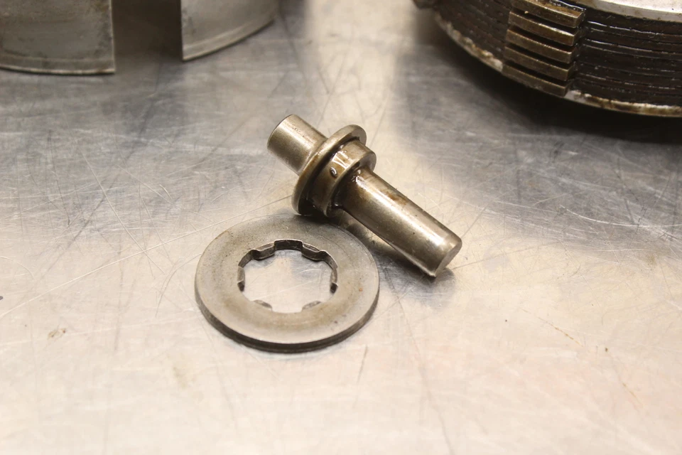 Honda XL200R 1983 embrague completo con placas cubo de cesta A440 Foto 2 de 4