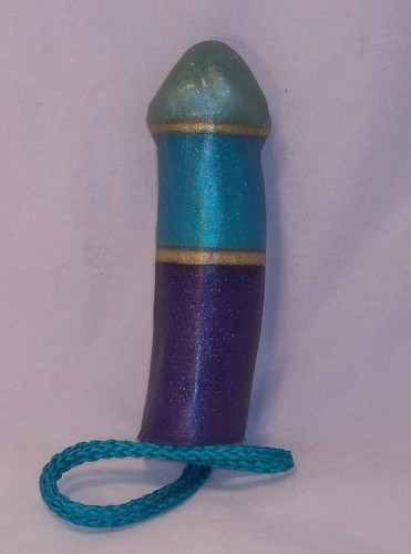 P-Cock, Unsere Penis Seife am Seil, Moschus Duft Qualität Lustige Geschenke Unikat Wunderschön - Bild 1 von 7