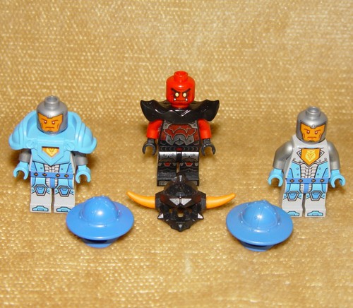 LEGO Sets: Nexo Knights 70310-1 Knighton Battle Blaster & 30371-1 Knight's Cycle - Picture 12 of 12