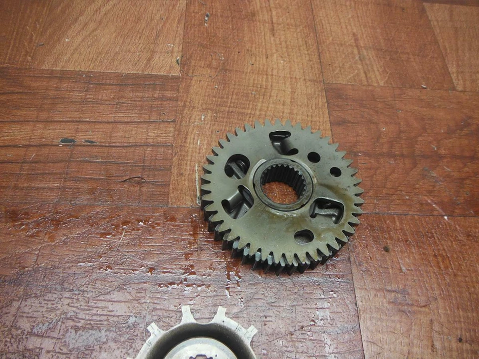 HONDA ST1300 ST 1300 CTX EMBRAGUE JEFE BUJE EMBRAGUE DISTRIBUCIÓN TRANSMISIÓN PRIMARIA ENGRANAJE Foto 2 de 4