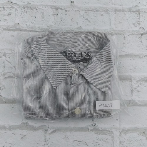 Helix Button Down Shirt Boys Youth Medium Striped Long Sleeve Roll Tab Pockets - Picture 10 of 10