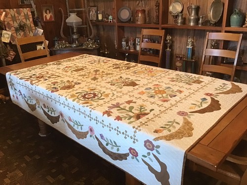 Reminiscence….Hand Quilted And Appliquéd - Picture 2 of 12
