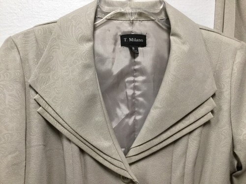Womens Skirt Suit Size 8 Beige Pleated Jacket Hemline Shoulder Pads T. Milano 66 - Picture 9 of 11