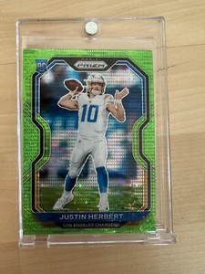 2020 Panini Prizm - Rookie Neon Green Pulsar Prizm #325 Justin Herbert (RC)