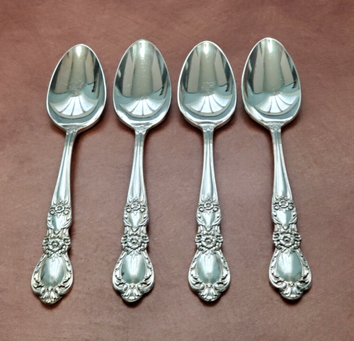 International Silver HERITAGE 1953 Roger Bros 1847 Silverplate 4 Teaspoons - Imagen 2 de 8