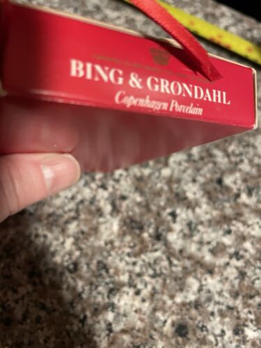 BING & GRONDAHL ORNAMENT 1989 Decoration Original Box Blue White Porcelain - Picture 17 of 22
