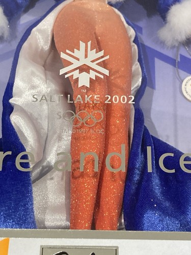 2002 Barbie Mattel Salt Lake Olympics Fire and Ice - Picture 4 of 16