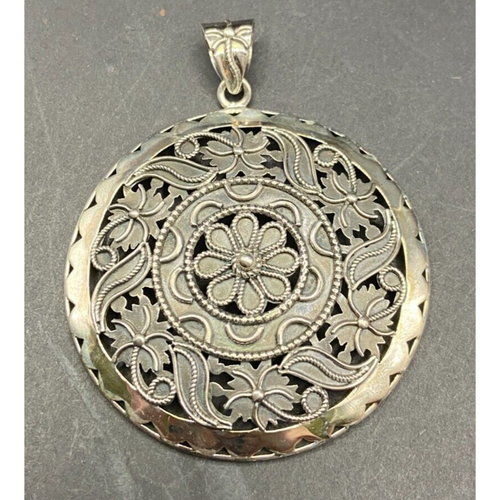 Colgante medallón redondo filigrana floral plata de ley 925 Doug Paulus - Imagen 10 de 17