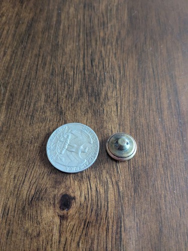 VTG Unique Set Of 9 Brass Buttons Red Stain P40 - Picture 4 of 4