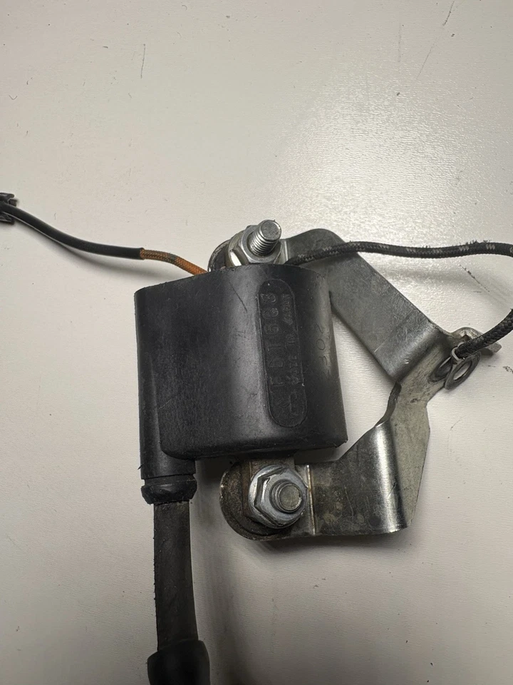 2013 KAWASAKI 13-16 KX250F OEM IGNITION COIL SPARK PLUG BOOT WIRE 21121-0706 T48 - Image 2 of 4