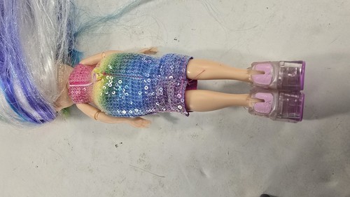 Rainbow High Amaya Raine Doll - Picture 10 of 11