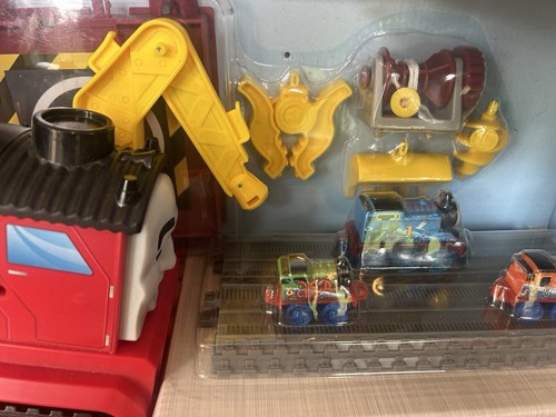 Thomas & Friends Super Cruiser Spielset 2-in-1 großes Fahrzeug und Rennbahn Set Neu in OVP - Bild 3 von 5