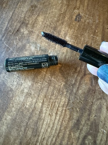 Clinique High Impact Mascara 01 Black 3,5 ml - 4 Stück Reisegröße - Bild 3 von 4