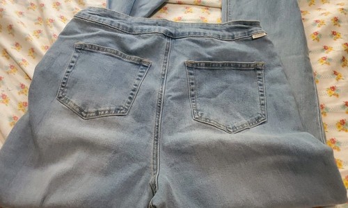 Jeans Sky and Sparrow TILLYS TAGLIA 13 blu chiaro elasticizzato svasato vita alta nuovo con etichetta - Foto 6 di 7